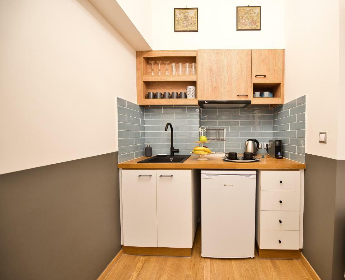 Rastoni Athens Suites Near Acropolis At Tsatsou Street Esterno foto