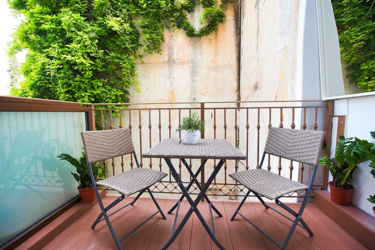 Rastoni Athens Suites Near Acropolis At Tsatsou Street Esterno foto