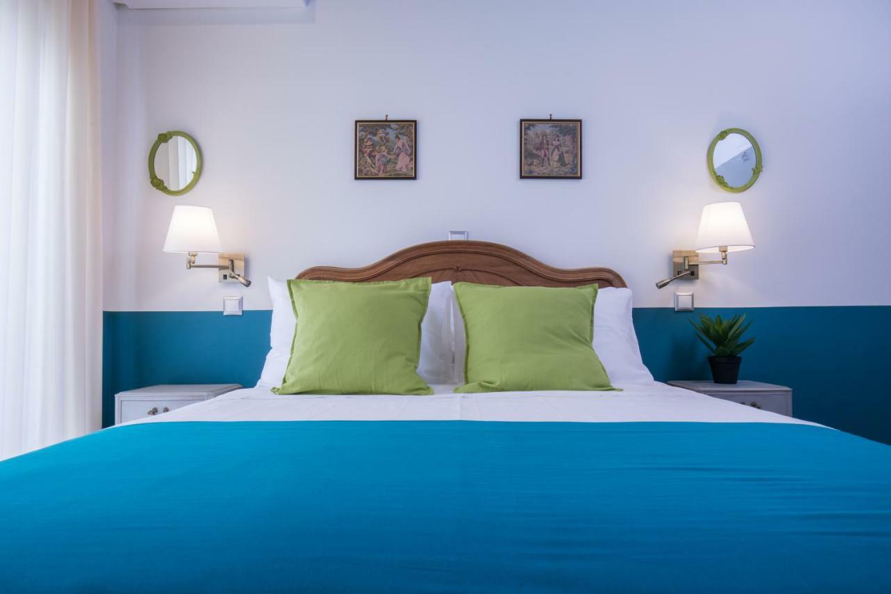 Rastoni Athens Suites Near Acropolis At Tsatsou Street Esterno foto